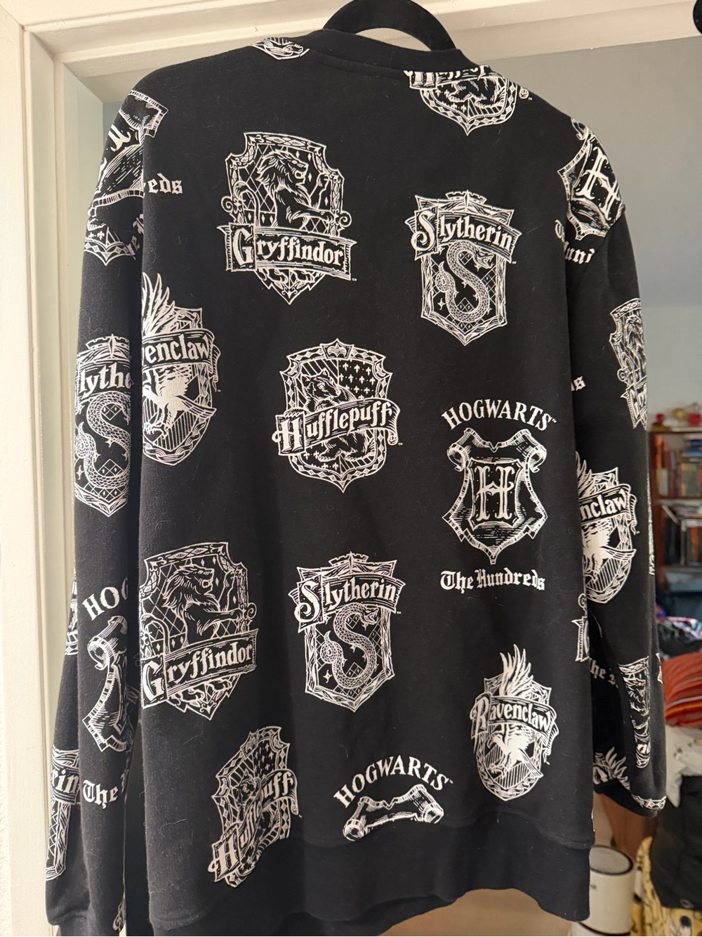 Black and White Hogwarts House Crest Pullover Sweater